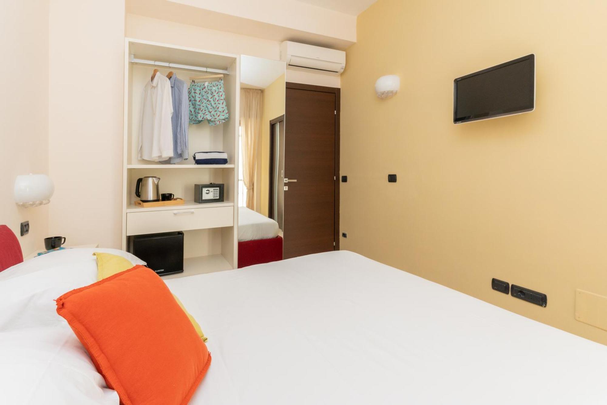 Comfort House Hotel Соренто Екстериор снимка