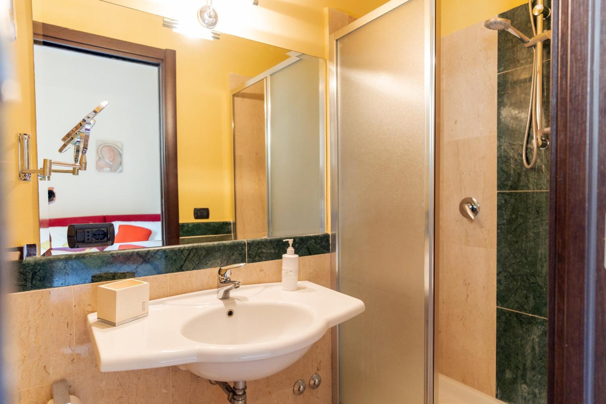 Comfort House Hotel Соренто Екстериор снимка
